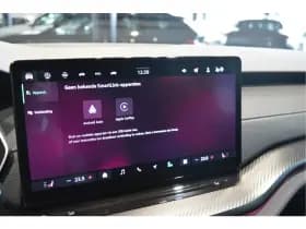 Škoda Octavia Combi 2.0 TDI Sportline navi camera led trekhaak 150 pk !! thumbnail 22