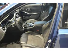 BMW 3 Serie 318i Edition navi clima cruise led pdc trekhaak 157 pk !! thumbnail 12