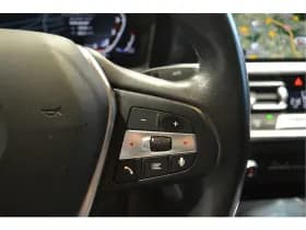 BMW 3 Serie 318i Edition navi clima cruise led pdc trekhaak 157 pk !! thumbnail 15