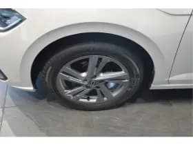 Volkswagen Polo 1.0 TSI Life carplay airco led cruise pdc 95 pk !! thumbnail 9