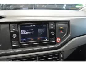 Volkswagen Polo 1.0 TSI carplay led cruise airco lichtmetaal 95 pk !! thumbnail 17