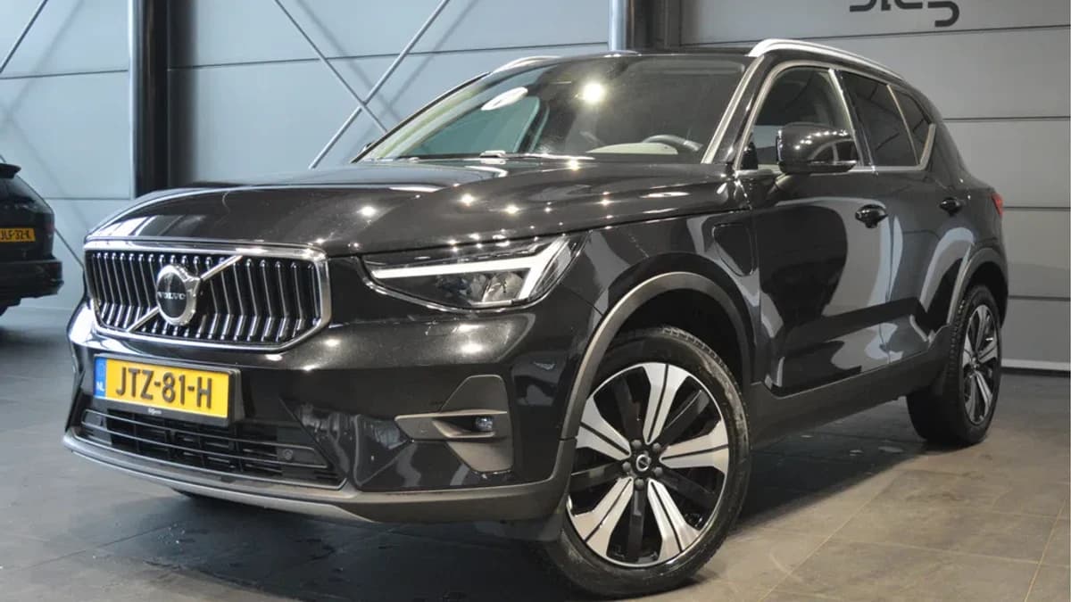 Volvo XC40 1.5 T5 Recharge Bright leer keyless camera 263 pk !! — foto 1