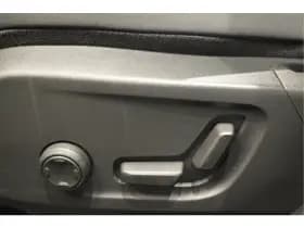 Volvo XC40 1.5 T5 Plug-in hybrid Ultimate Dark pano camera 20 inch !! thumbnail 16