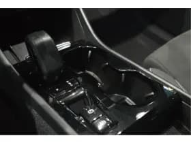 Volvo XC40 1.5 T5 Plug-in hybrid Ultimate Dark pano camera 20 inch !! thumbnail 20