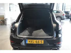 Porsche Cayenne Coupé 3.0 E-Hybrid pano camera Bose leer 22 inch !! thumbnail 7