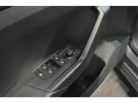 Volkswagen T-Cross 1.5 TSI LIFE carplay cruise camera led pdc 17 inch 150 pk !! thumbnail 12