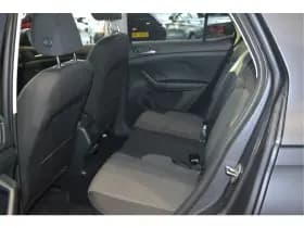 Volkswagen T-Cross 1.5 TSI LIFE carplay cruise camera led pdc 17 inch 150 pk !! thumbnail 22