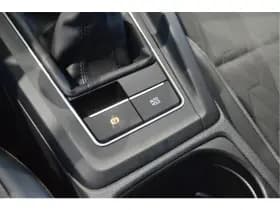 Volkswagen Golf 1.5 TSI Goal carplay clima cruise led pdc trekhaak !! thumbnail 19