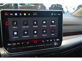 Volkswagen Golf 1.5 TSI Goal carplay clima cruise led pdc trekhaak !! thumbnail 21