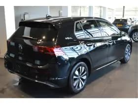 Volkswagen Golf 1.5 TSI Goal carplay clima cruise led pdc trekhaak !! thumbnail 4