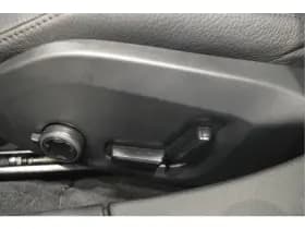 Volvo V60 2.0 T6 Plug-in hybrid AWD Plus Dark leer trekhaak !! thumbnail 16