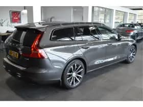 Volvo V60 2.0 T6 Plug-in hybrid AWD Plus Dark leer trekhaak !! thumbnail 4
