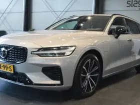 Volvo V60 2.0 T6 Plug-in hybrid AWD Plus Dark leer trekhaak !! thumbnail 2