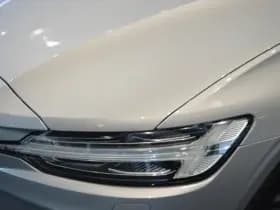 Volvo V60 2.0 T6 Plug-in hybrid AWD Plus Dark leer trekhaak !! thumbnail 12