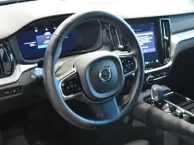 Volvo V60 2.0 T6 Plug-in hybrid AWD Plus Dark leer trekhaak !! thumbnail 20