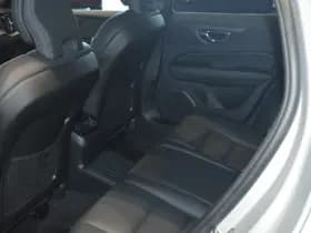 Volvo V60 2.0 T6 Plug-in hybrid AWD Plus Dark leer trekhaak !! thumbnail 29