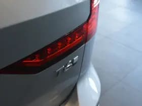 Volvo V60 2.0 T6 Plug-in hybrid AWD Plus Dark leer trekhaak !! thumbnail 7