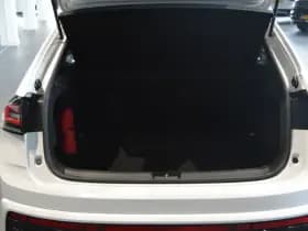 Volkswagen Taigo 1.5 TSI 2X R-LINE Black Style camera led 18 inch 150 pk !! thumbnail 8