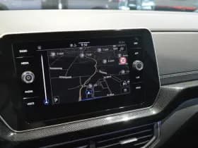 Volkswagen T-Cross 1.5 TSI 2X R-LINE navi camera trekhaak 17 inch 150 pk !! thumbnail 21