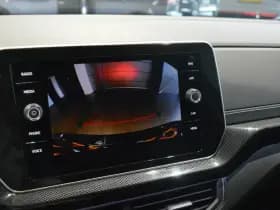 Volkswagen T-Cross 1.5 TSI 2X R-LINE navi camera trekhaak 17 inch 150 pk !! thumbnail 22