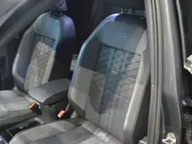 Volkswagen T-Roc 1.5 TSI 3X R-LINE Black Style keyless camera led 18 inch !! thumbnail 15