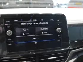 Volkswagen T-Roc 1.5 TSI 3X R-LINE Black Style keyless camera led 18 inch !! thumbnail 25