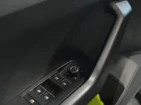 Volkswagen T-Cross 1.0 TSI 2X R-Line clima camera carplay led pdc 18 inch !! thumbnail 14