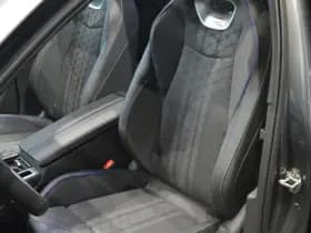 Volkswagen Passat Variant 2.0 TDI 3X R-LINE head up pano trekhaak 18 inch 150 pk !! thumbnail 16