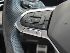 Volkswagen Tiguan 2.0 TDI 3X R-LINE Black Style camera 20 inch 150 pk !! thumbnail 17