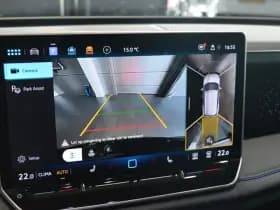 Volkswagen Tiguan 2.0 TDI 3X R-LINE Black Style camera 20 inch 150 pk !! thumbnail 21