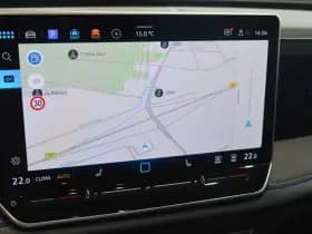 Volkswagen Tiguan 2.0 TDI 3X R-LINE Black Style camera 20 inch 150 pk !! thumbnail 22