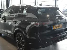 Volkswagen Tiguan 2.0 TDI 3X R-LINE Black Style camera 20 inch 150 pk !! thumbnail 6