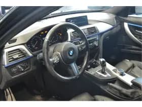 BMW 3 Serie Touring 318i M Sport navi clima cruise led leer 18 inch 136 pk !! thumbnail 13