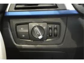 BMW 3 Serie Touring 318i M Sport navi clima cruise led leer 18 inch 136 pk !! thumbnail 17