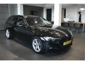 BMW 3 Serie Touring 318i M Sport navi clima cruise led leer 18 inch 136 pk !! thumbnail 3