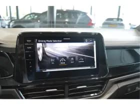 Volkswagen T-Roc Cabrio 1.5 TSI 3X R-LINE Black Style leer trekhaak 19 inch 150 pk !! thumbnail 26