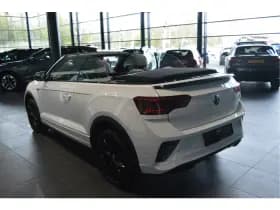 Volkswagen T-Roc Cabrio 1.5 TSI 3X R-LINE Black Style leer trekhaak 19 inch 150 pk !! thumbnail 8