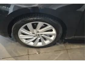 Škoda Octavia Combi 2.0 TDI Style navi keyless camera trekhaak 18 inch !! thumbnail 11