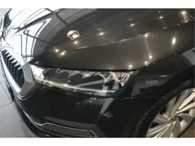 Škoda Octavia Combi 2.0 TDI Style navi keyless camera trekhaak 18 inch !! thumbnail 10