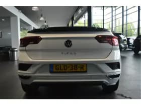Volkswagen T-Roc thumbnail 5