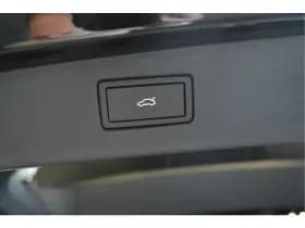 Volkswagen Tiguan thumbnail 8