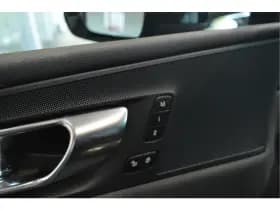 Volvo XC60 thumbnail 13