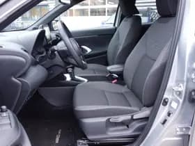 Toyota Yaris Cross thumbnail 12