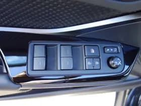 Toyota C-HR thumbnail 23