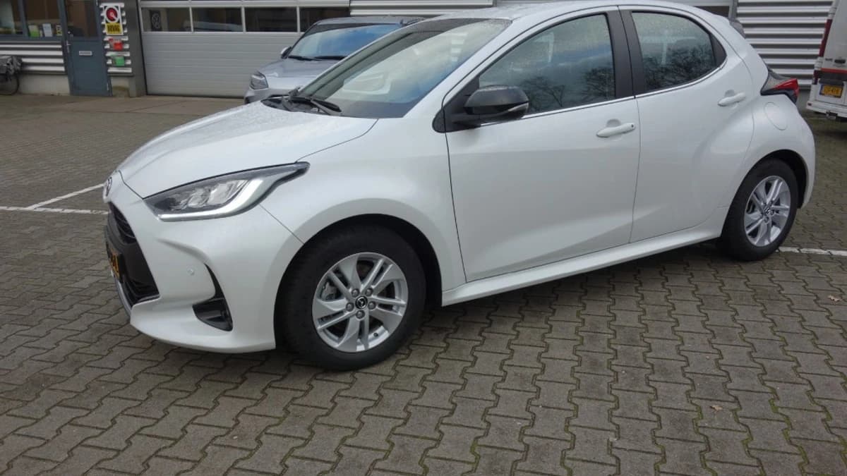 Mazda 2 — foto 1