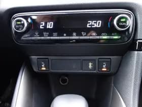 Mazda 2 thumbnail 26
