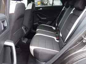 Volkswagen T-Roc thumbnail 11