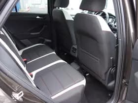 Volkswagen T-Roc thumbnail 14