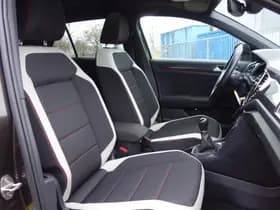 Volkswagen T-Roc thumbnail 16