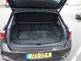 Volkswagen T-Roc thumbnail 18